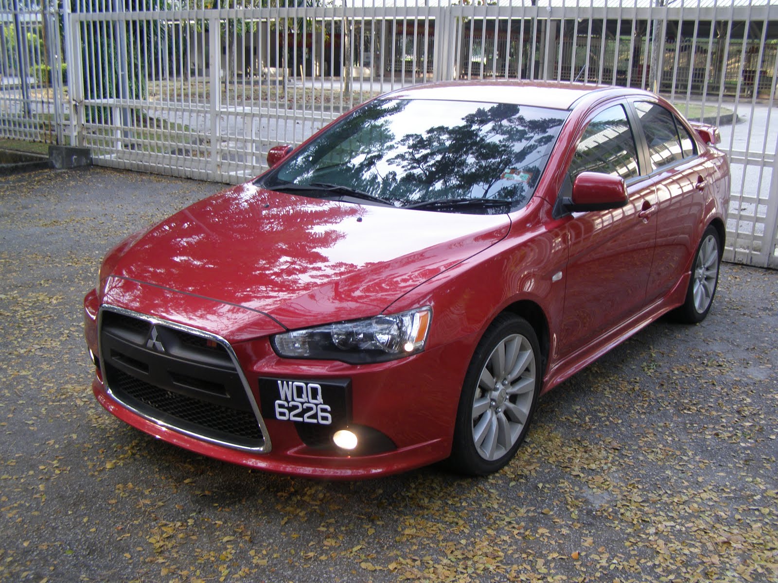 shahzero: Mitsubishi Lancer 2.0 GT