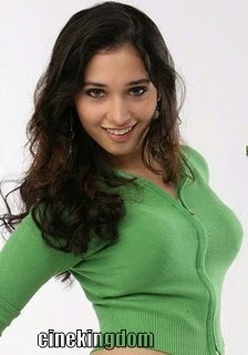 South Indian Actress Tamanna Hot Spicy Stills Bathing Show ~ Tamilogallery