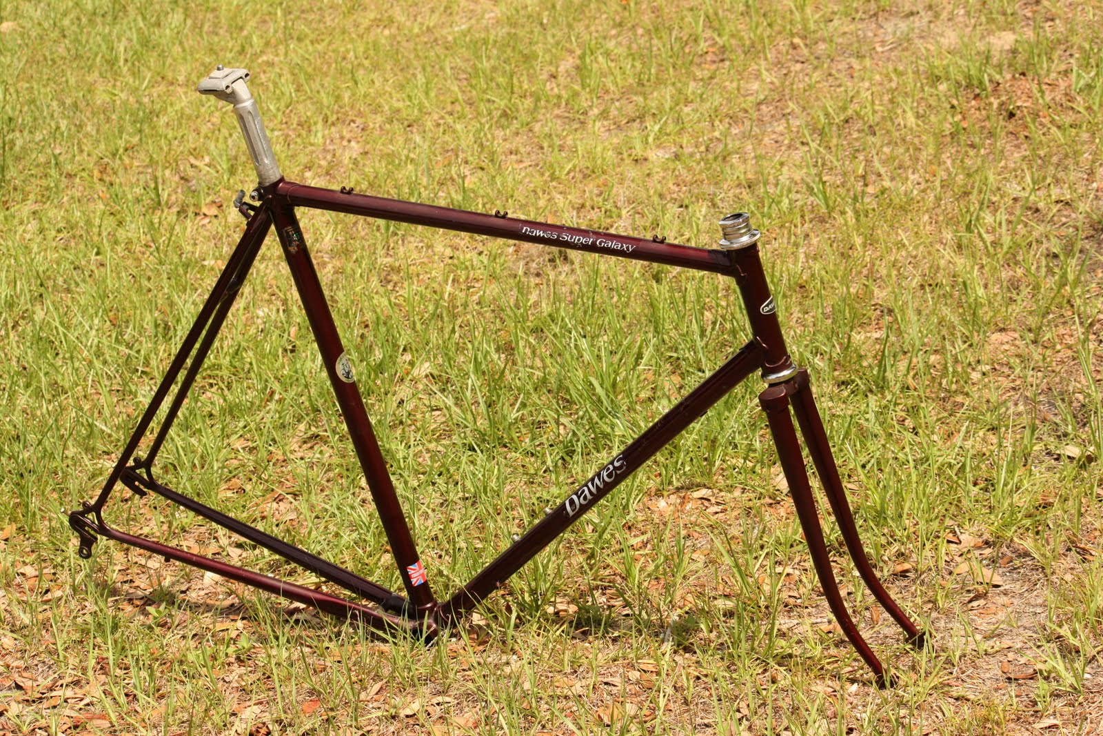 deRelict Bikes Vintage Dawes English road bike frame and fork