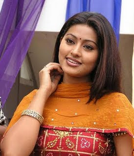 Paradise Selebriti: Sexy Tamil Actress Sneha