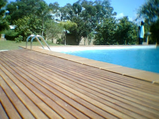 Maisons A Madagascar Piscine Et Terrasse En Caillebotis