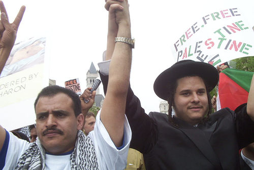 [15839087_298a05c34b.jpg]