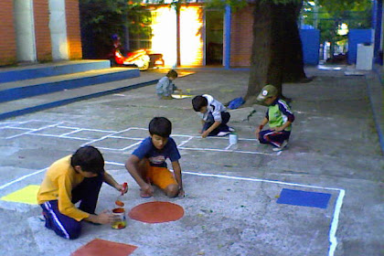 Proyecto Juegos En El Patio De La Escuela