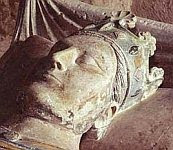 A color photo of the recumbent effigy or gisant of the tomb of Henry II at the Abbey of Fontevraud.