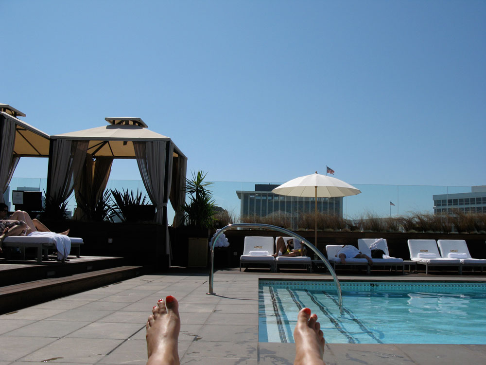 [2Loungingpoolside.jpg]