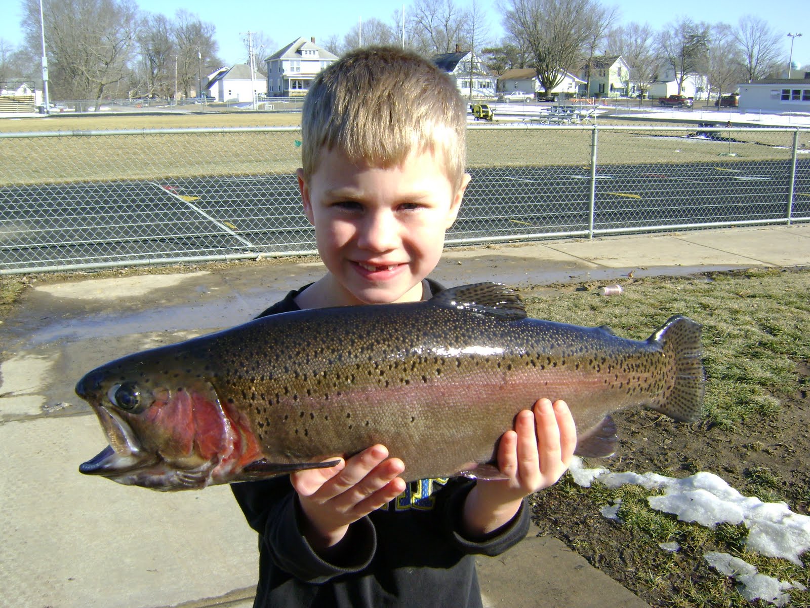 [trout+pond+007.JPG]