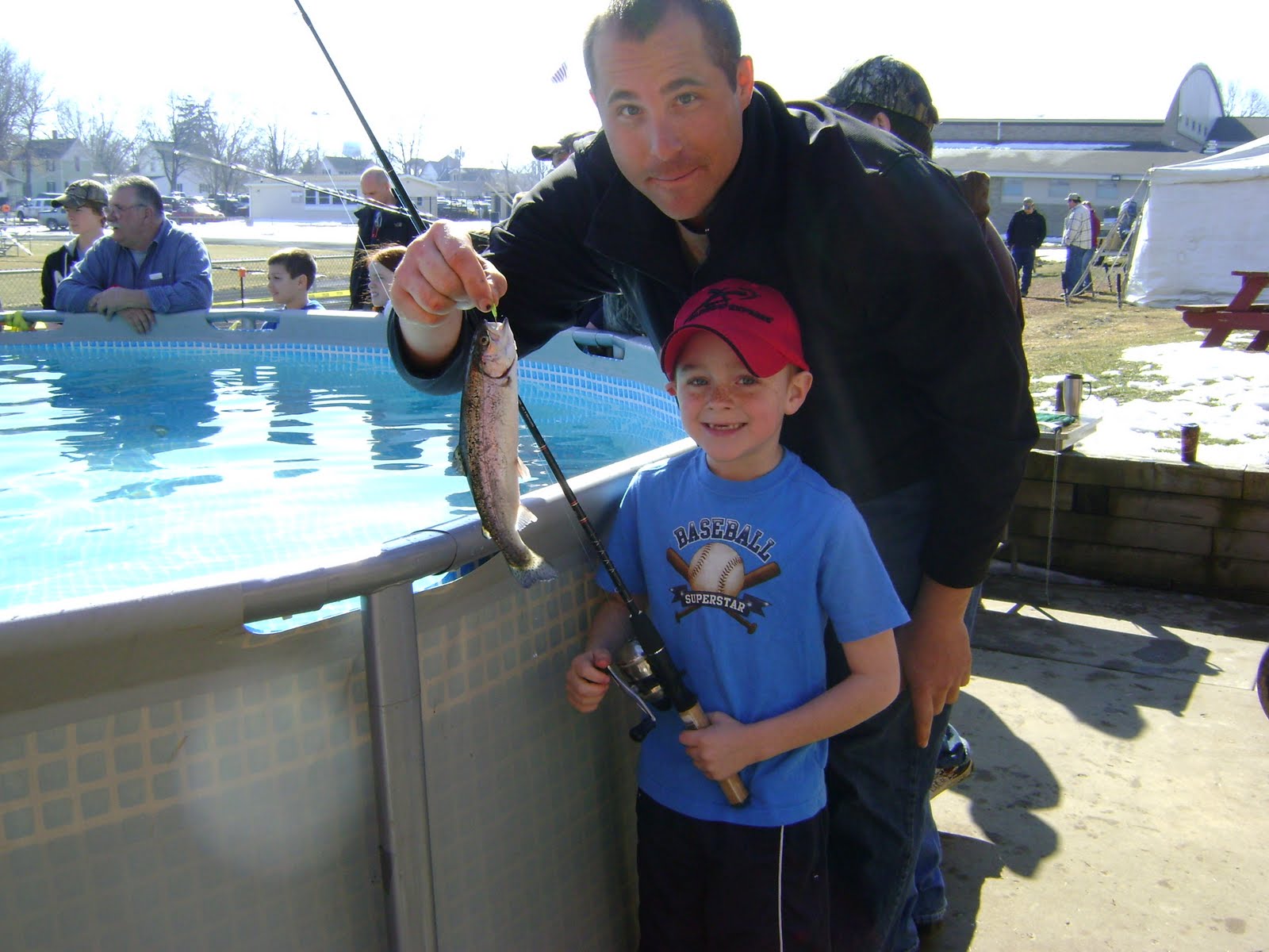 [trout+pond+036.JPG]