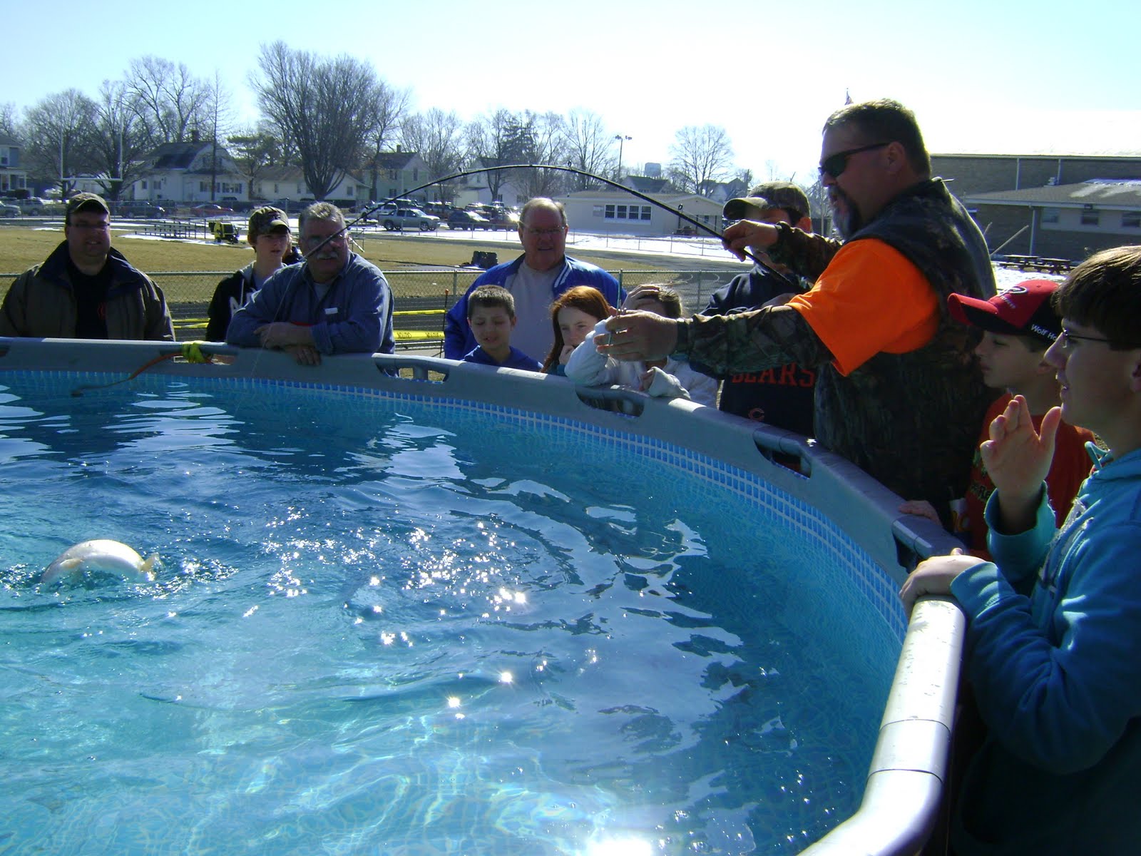 [trout+pond+038.JPG]