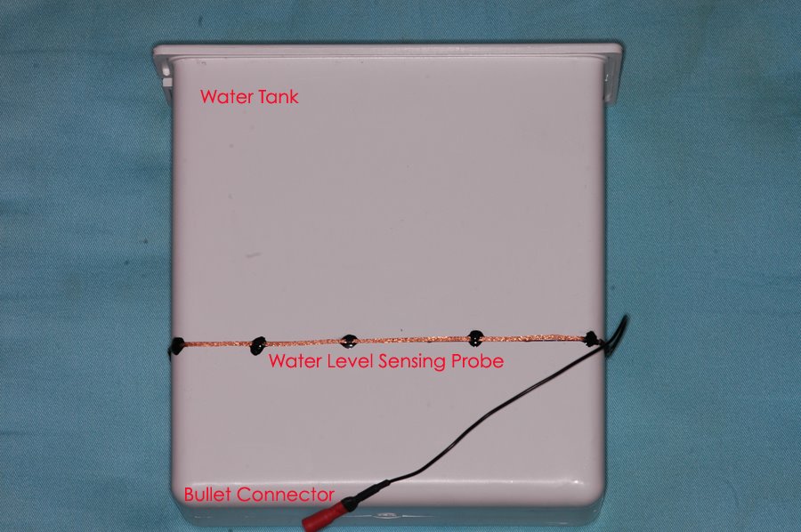[Water+Tank+and+Sensor.jpg]