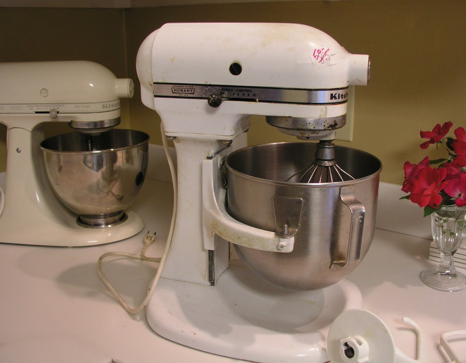 KitchenAid Mixer K5SS Heavy Duty 10 Speed Stand Alone - No Attachments or  bowl
