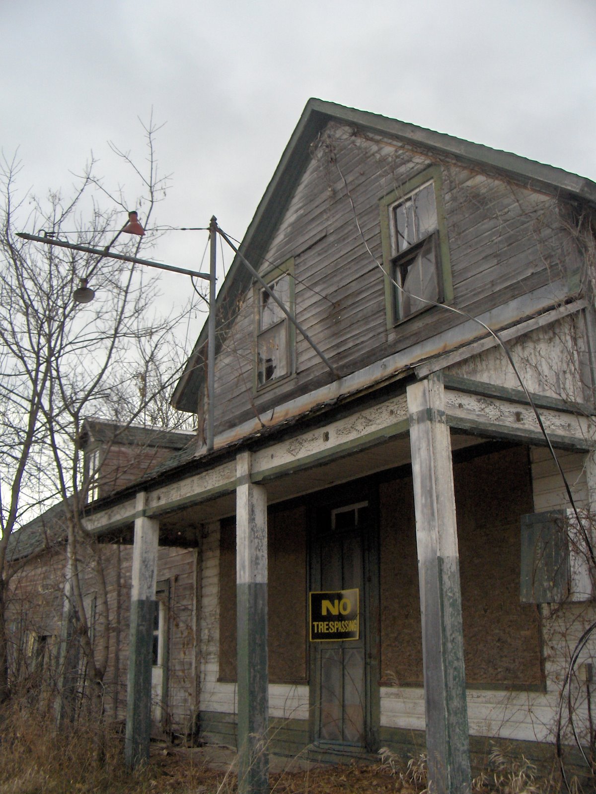 The Wing Bucket Ottawa to Belleville Ghost Towns and Creepy Dolls
