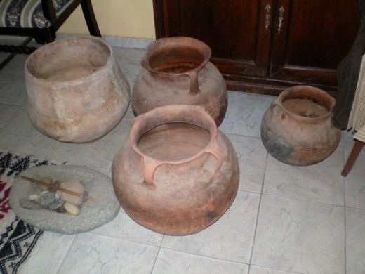 TE ESCRACHO YA DEÁN FUNES SECUESTRAN MATERIAL ARQUEOLÓGICO