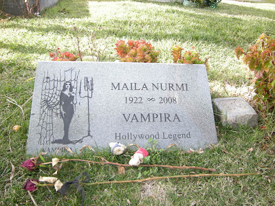 Deathday: Vampira (Maila Nurmi) 1922-2008 RIP