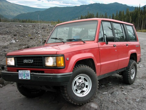 Двигатель isuzu trooper