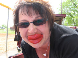 DeAnna at her best...red lips and all!