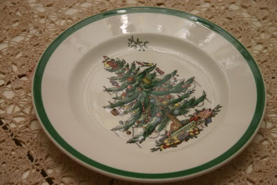 Spode CHRISTMAS TREE China pattern plates, bowls, cups, saucers