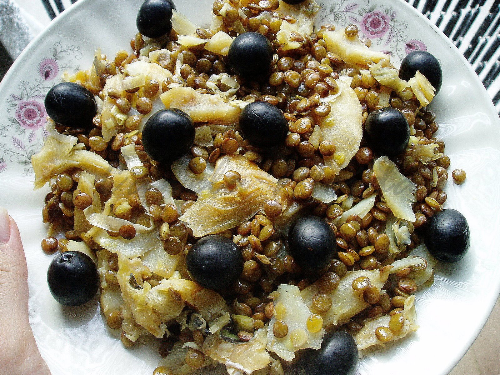 [Lentilhas+com+lascas+de+bacalhauP.jpg]