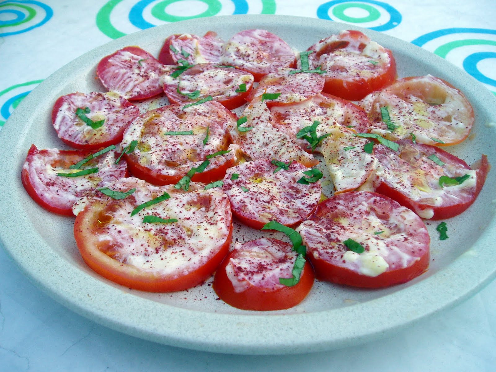 [Salada+de+tomate+com+sumacP.jpg]