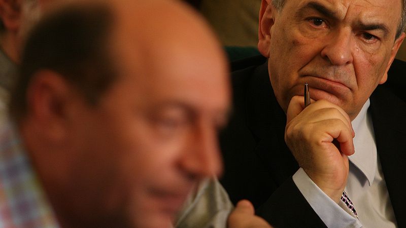 [Liiceanu+Basescu.jpg]