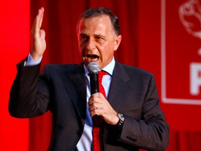 [mircea-geoana-discurs1.jpg]