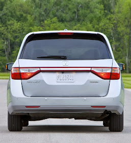 Com: 2011 Honda Odyssey