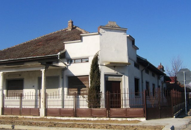 Casa Stuparu (fost camin cultural -sediu CAP)