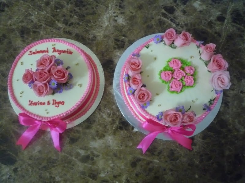~Liza's Yummy Cakes~: Kek perkahwinan 2 tiers ~ tema pink