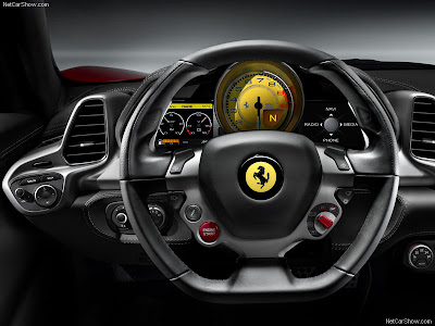 2011 Ferrari Italia interior