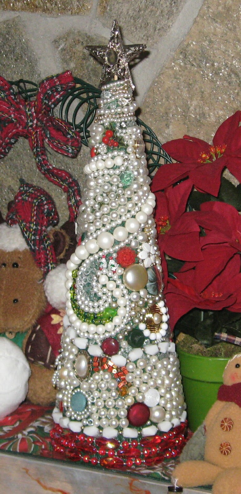 Tree - Upcycled Thread & Beadwork X-Mas Decor Hanging 04