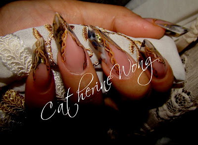 NAILQUEEN: Pyramid Nails on me