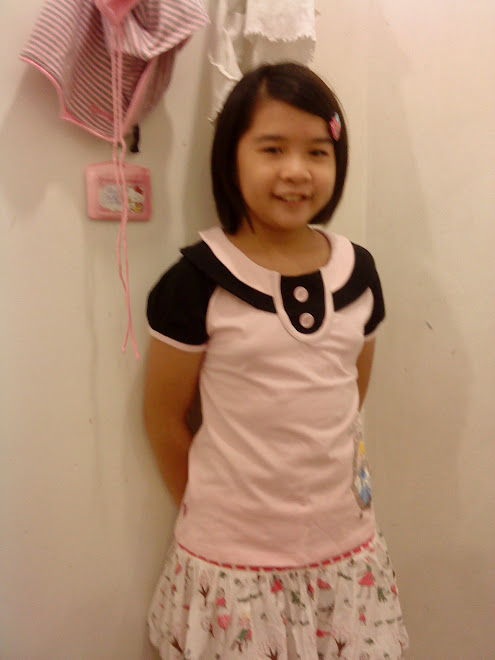 ME IN  THE  DRESSING  ROOM... so ugly lol...