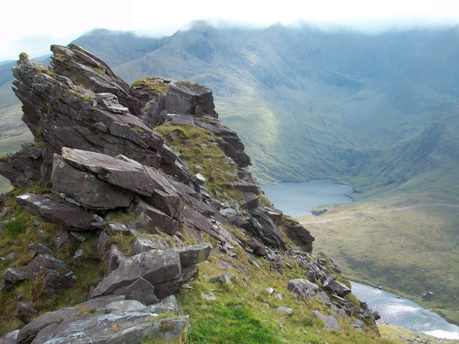 Outdoors Ireland: Hag's Tooth Ridge - Carrauntoohil