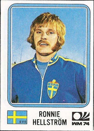 THE VINTAGE FOOTBALL CLUB: FOOT ROCK AND ROUFLAQUETTES