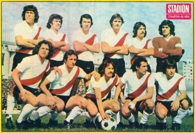 RIVER PLATE 1976-77.