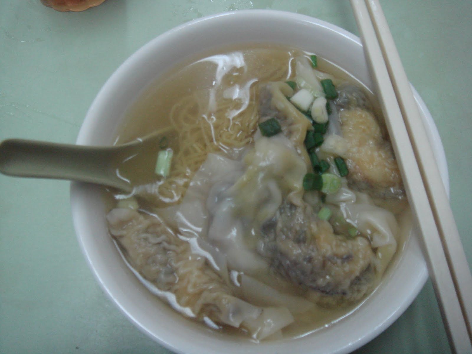 [DSC04351+-+Shrimp+dumpling+soup+noodle+(thin).JPG]