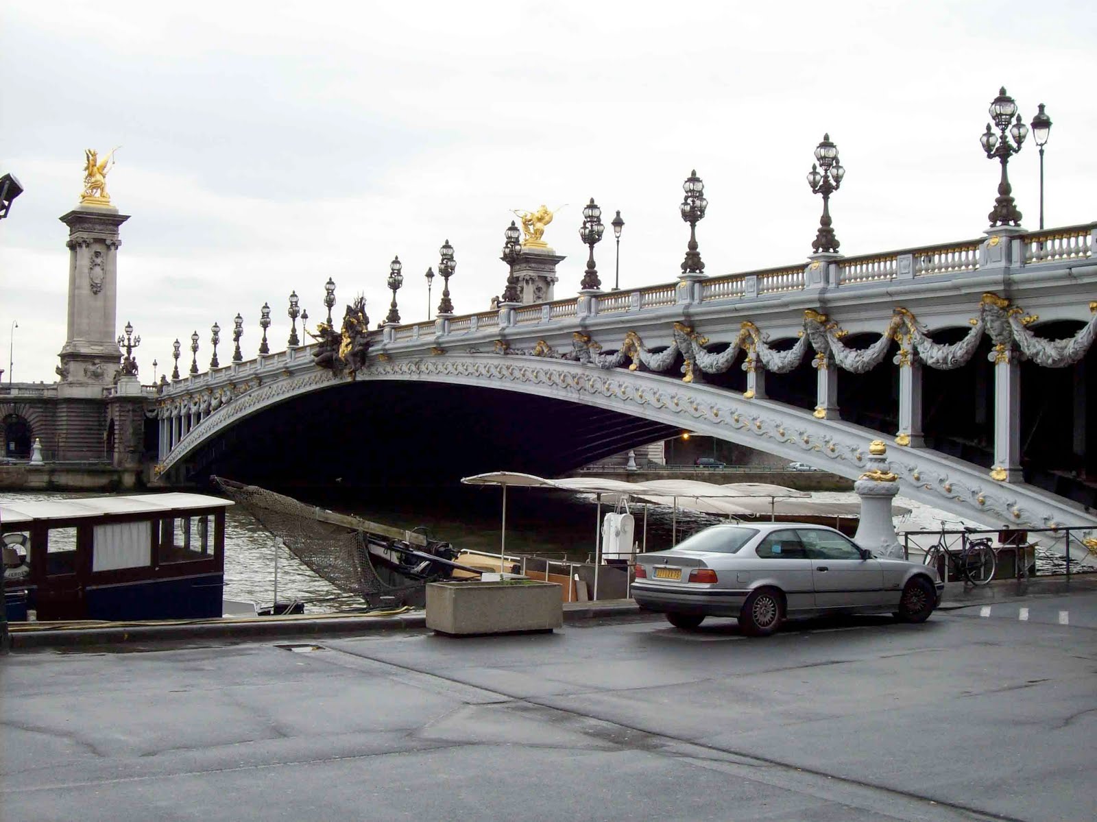 Pierre Bourru, Photos: sous les ponts de paris