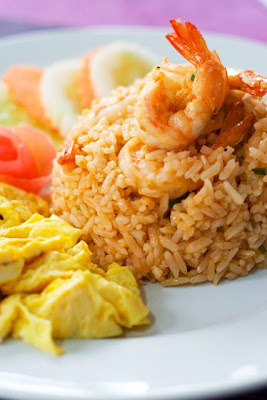 Food : Fried Rice with Shrimp Paste with Soya Bean Oil ( Kao Pad Man Kung )