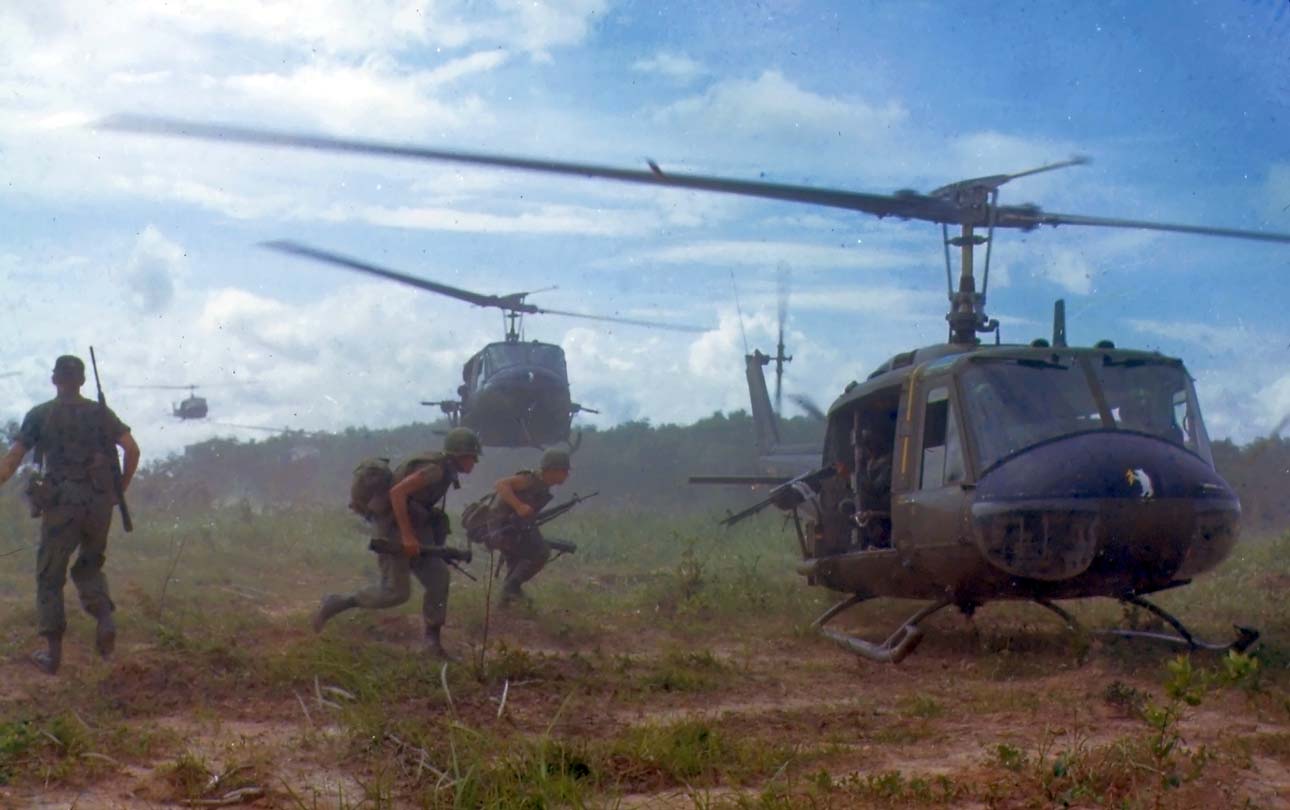 UH-1(02).jpg