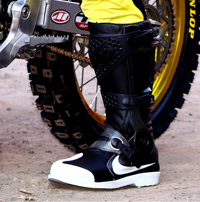 nike motorcycle boots