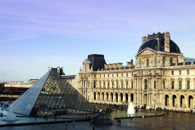 The Musée du Louvre
