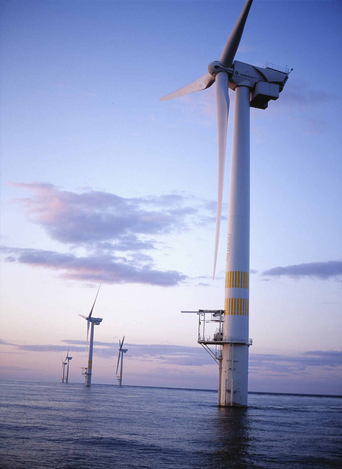 CenterCut Football FieldWide Wind Power Blades