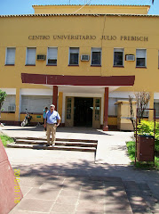 Saliendo de la facultad