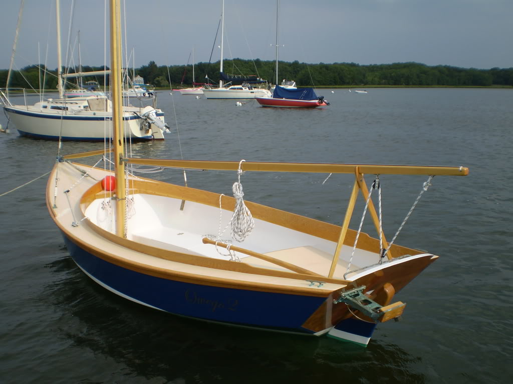 Page Three Boat Pictures: gmschwab's Bolger plywood 125 