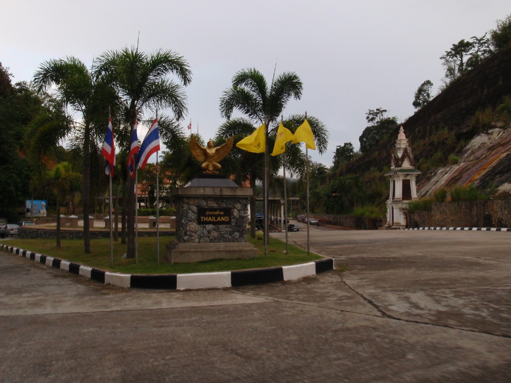 [PC270572.jpg]