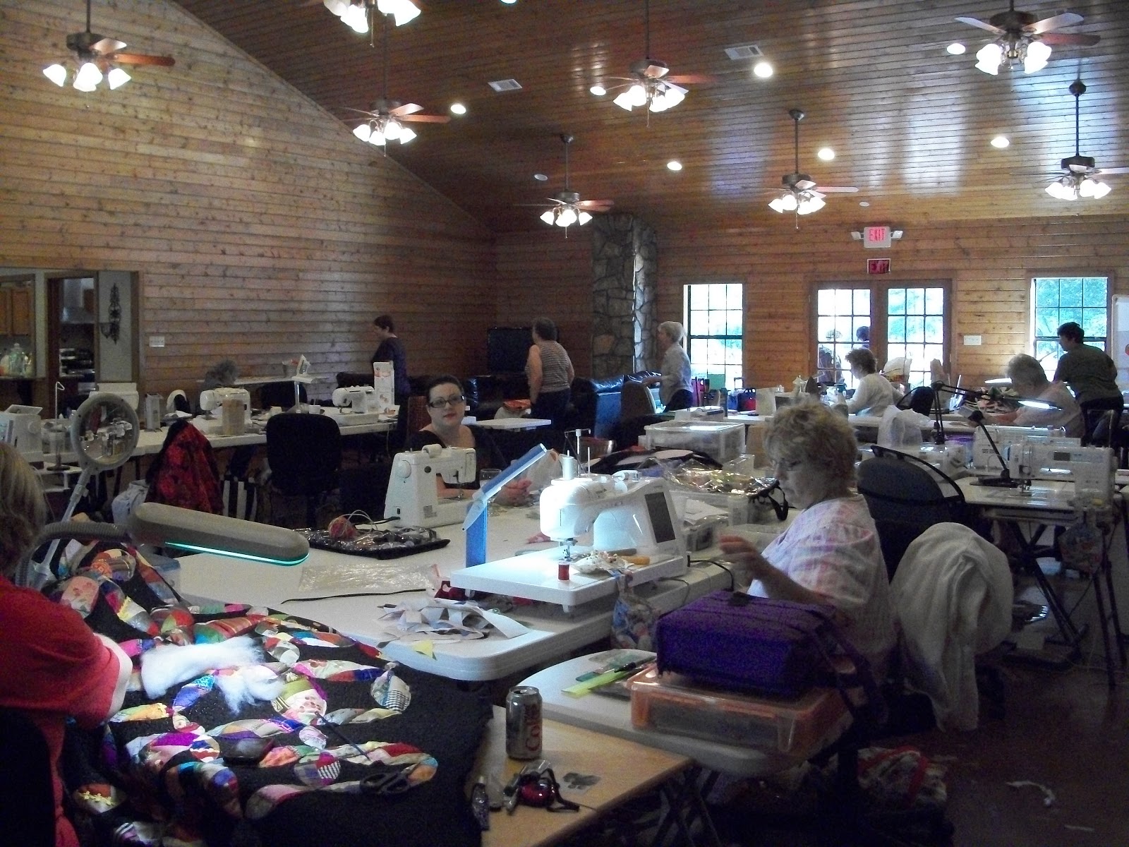 LIZZIEBETH'S Quilt Retreat