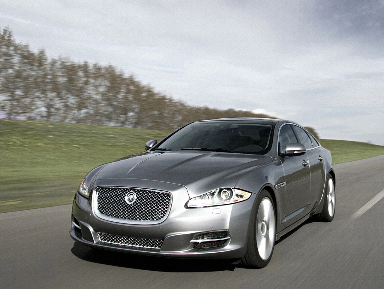 Anti Bullet Car Jaguar XJ Sentinel