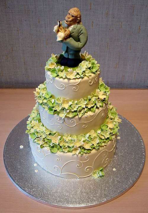 [weddingcakes13.jpg]