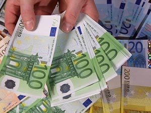 [EU+-+Euro+notes+2.JPG]