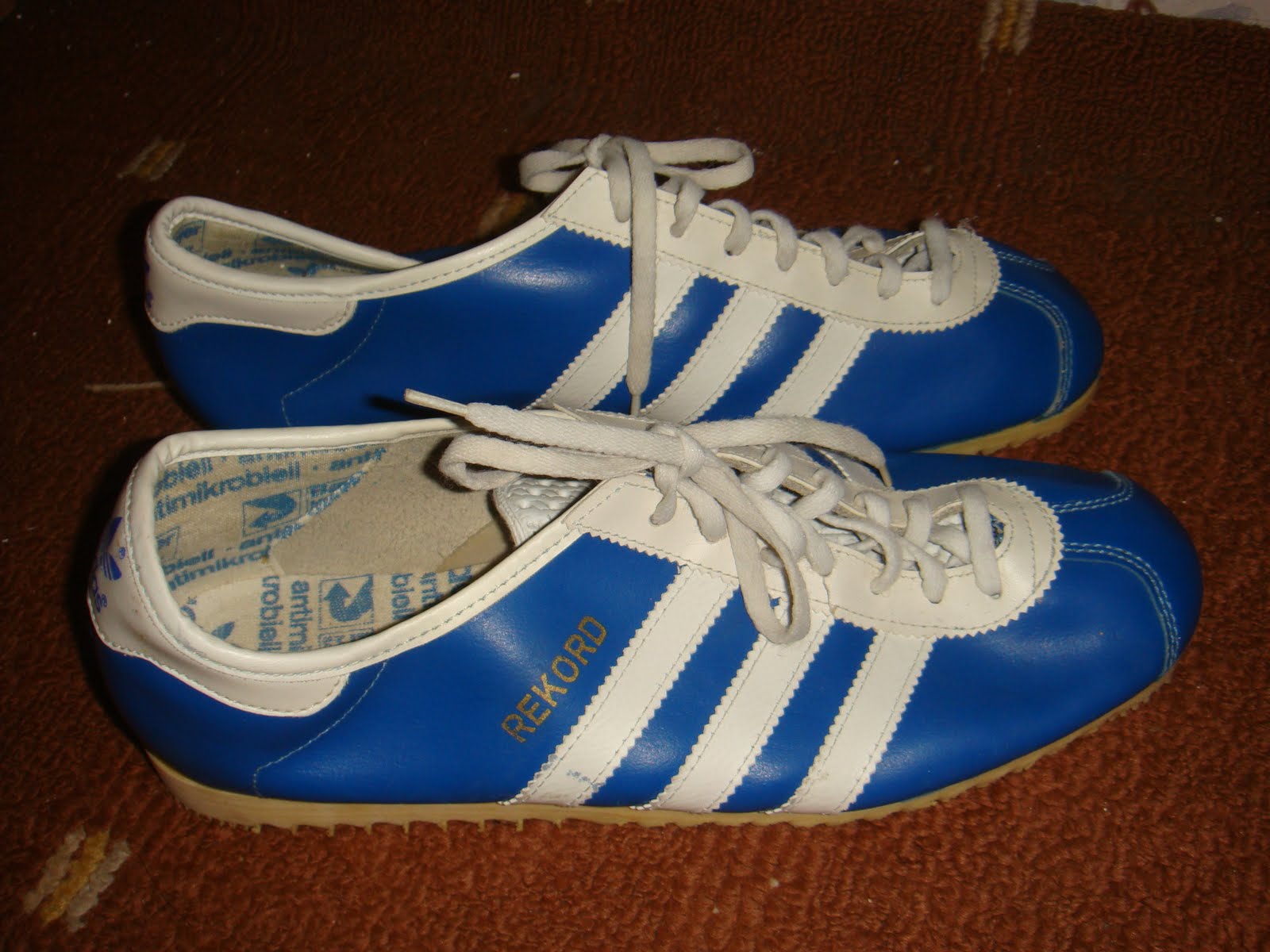 adidas rekord orange