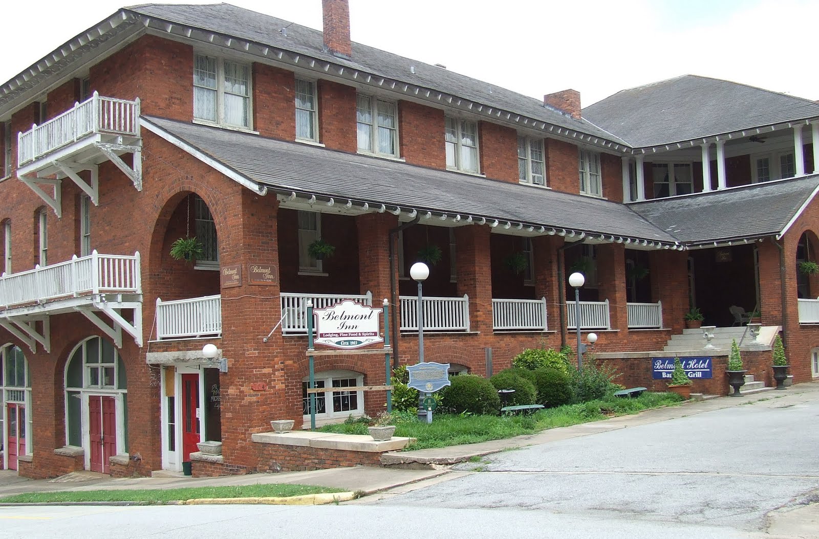 My Blue Cottage Abbeville, SC Downtown Part 2